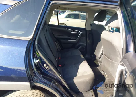 2020 Toyota Rav4 Xle z USA, uszkodzony, nr VIN 2T3W1RFV0LC063566